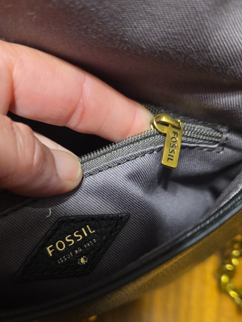 Fossil Black Glitter Flap Crossbody with Gold-Tone Hardware - Picture 14 of 16